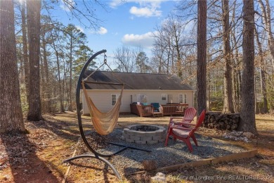 The Seller is offering $3,000 in buyer concessions!!!! Take on Carolina Trace Country Club in North Carolina - for sale on GolfHomes.com, golf home, golf lot