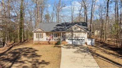The Seller is offering $3,000 in buyer concessions!!!! Take on Carolina Trace Country Club in North Carolina - for sale on GolfHomes.com, golf home, golf lot