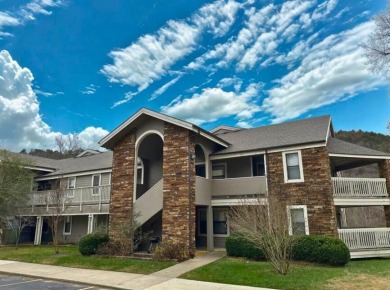 TURN-KEY, Lakefront Condo at Pointe Royale - Active Nightly on Pointe Royale Village Country Club in Missouri - for sale on GolfHomes.com, golf home, golf lot