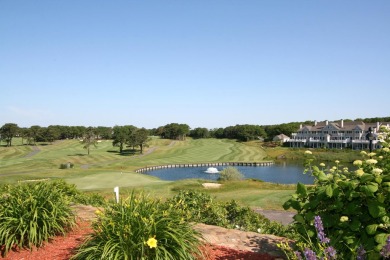 Stunning Updated Pool Villa | The Mews at New Seabury
Located on on The Country Club At New Seabury in Massachusetts - for sale on GolfHomes.com, golf home, golf lot