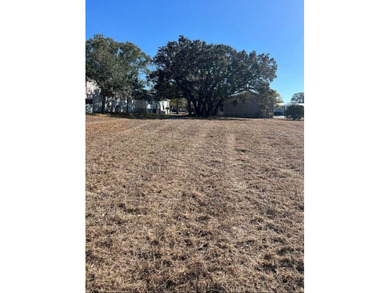 Bring your vision to life on this prime vacant lot located in on Brookridge Country Club in Florida - for sale on GolfHomes.com, golf home, golf lot