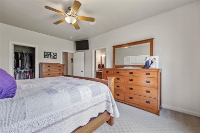 Shows like new!! Hurry to see this sprawling ranch located in on St. Andrews Golf Club in Iowa - for sale on GolfHomes.com, golf home, golf lot