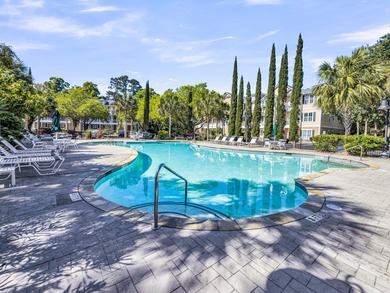 Luxury condo living just outside the gates of Kiawah--an on Kiawah Island Resort - Oak Point in South Carolina - for sale on GolfHomes.com, golf home, golf lot