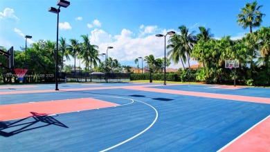 Spacious 5BR, 2.5BA home in Madison Green, Royal Palm Beach on The Links At Madison Green in Florida - for sale on GolfHomes.com, golf home, golf lot