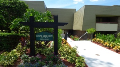 Two Bedroom/Two Bath *C* Unit-This two-door entry Two on Innisbrook Resort and Golf Club in Florida - for sale on GolfHomes.com, golf home, golf lot