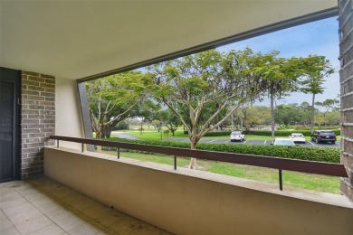Two Bedroom/Two Bath *C* Unit-This two-door entry Two on Innisbrook Resort and Golf Club in Florida - for sale on GolfHomes.com, golf home, golf lot