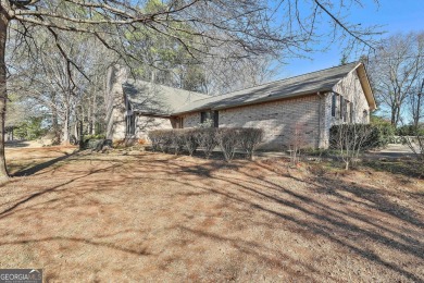 Beautiful....3 Bedroom/3 Full Bath Ranch Home On Spivey Golf on Lake Spivey Golf Club in Georgia - for sale on GolfHomes.com, golf home, golf lot