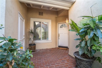 SINGLE LEVEL END UNIT TOWNHOME IN THE HIGHLY SOUGHT AFTER COTO on Coto De Caza Golf Club in California - for sale on GolfHomes.com, golf home, golf lot