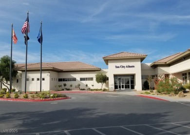 *TURN KEY UNIQUE 3 FULL BEDROOM/2 BATH HOME *GREAT ROOM STYLE on Aliante Golf Club in Nevada - for sale on GolfHomes.com, golf home, golf lot