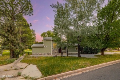 2210 Southern Hills Drive- Located in Continental Country Club on Continental Country Club in Arizona - for sale on GolfHomes.com, golf home, golf lot