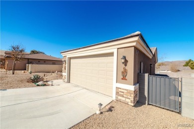 This 2018 single-family home offers the perfect blend of modern on Cerbat Cliffs Golf Course in Arizona - for sale on GolfHomes.com, golf home, golf lot