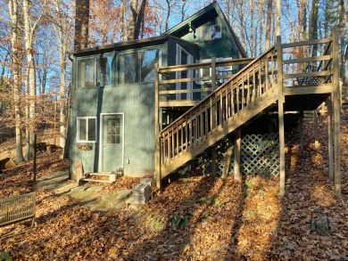 Awesome Views, Cozy Cabin, Resort Life, and Just a Course Above! on Hide-A-Way Hills Golf Club in Ohio - for sale on GolfHomes.com, golf home, golf lot