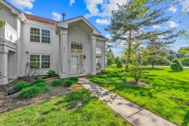 TERRIFIC LOCATION! This END UNIT townhome is located in this on RedTail Golf Club in Illinois - for sale on GolfHomes.com, golf home, golf lot