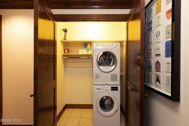 Beautiful 2BR / 2.5BA designer furnished ski-in/ski-out condo in on Beaver Creek Golf Club in Colorado - for sale on GolfHomes.com, golf home, golf lot