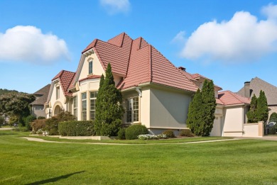 Come visit this beautiful home in a gated community built by on Chenal Country Club - Bear Den Mountain in Arkansas - for sale on GolfHomes.com, golf home, golf lot