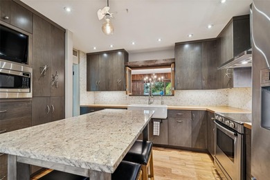 Welcome to this special townhome in the highly desirable on Innisbrook Resort and Golf Club in Florida - for sale on GolfHomes.com, golf home, golf lot