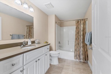 LOCATION, LOCATION, LOCATION! Welcome to Las Palmas of Sarasota on The Meadows Golf and Country Club in Florida - for sale on GolfHomes.com, golf home, golf lot