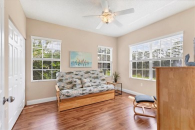 LOCATION, LOCATION, LOCATION! Welcome to Las Palmas of Sarasota on The Meadows Golf and Country Club in Florida - for sale on GolfHomes.com, golf home, golf lot