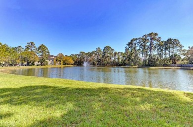 LOCATION, LOCATION, LOCATION! Welcome to Las Palmas of Sarasota on The Meadows Golf and Country Club in Florida - for sale on GolfHomes.com, golf home, golf lot