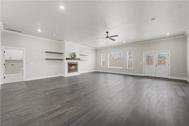 Welcome to this beautiful 3-bedroom, 2-bath home in Bella Vista on Branchwood Golf Course in Arkansas - for sale on GolfHomes.com, golf home, golf lot