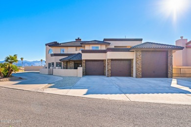 Experience luxury living in this beautiful 3-bedroom, 3-bathroom on London Bridge Golf Course in Arizona - for sale on GolfHomes.com, golf home, golf lot