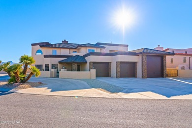 Experience luxury living in this beautiful 3-bedroom, 3-bathroom on London Bridge Golf Course in Arizona - for sale on GolfHomes.com, golf home, golf lot