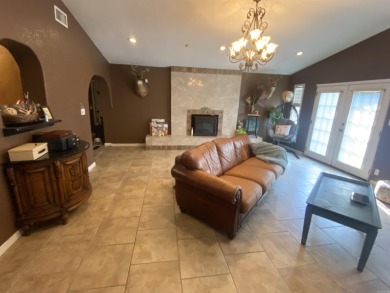Great Location in town with swimming pool (new liner about 2 on  in Arkansas - for sale on GolfHomes.com, golf home, golf lot