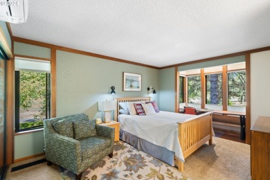 Welcome to this charming 1-bedroom, 2-bath upper-level condo in on The Resort at the Mountain in Oregon - for sale on GolfHomes.com, golf home, golf lot