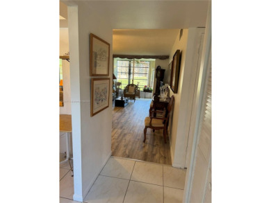 Spacious and cozy 1 bedroom, 1 bathroom condo with lots of on Sunrise Lakes Phase III in Florida - for sale on GolfHomes.com, golf home, golf lot