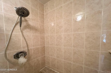 Beautiful Ritz Model offering an inviting floor plan and living on Leisure Village West Assoc. in New Jersey - for sale on GolfHomes.com, golf home, golf lot