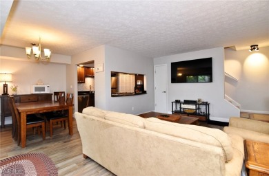 - Welcome to 4914 Independence Cir #DMove-in ready condo with on Fox Den Golf Course in Ohio - for sale on GolfHomes.com, golf home, golf lot
