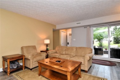 - Welcome to 4914 Independence Cir #DMove-in ready condo with on Fox Den Golf Course in Ohio - for sale on GolfHomes.com, golf home, golf lot
