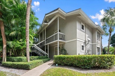 The perfect little spot, wither for yourself or as an on Palm Beach Polo and Country Club in Florida - for sale on GolfHomes.com, golf home, golf lot