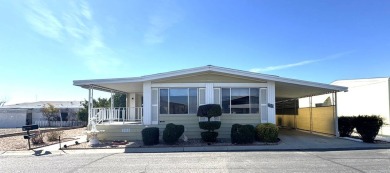 Beautiful Move in Ready 2 bedroom, 2 bath double wide with on Hemet West Mobile Estates in California - for sale on GolfHomes.com, golf home, golf lot