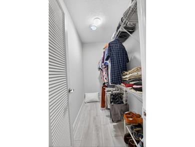 Beautifully remodeled 2 bedroom located 6 miles from historic on Kings Point Golf -Flanders Way in Florida - for sale on GolfHomes.com, golf home, golf lot