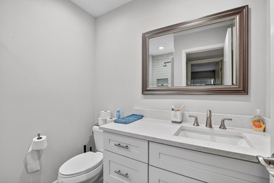 Beautifully remodeled 2 bedroom located 6 miles from historic on Kings Point Golf -Flanders Way in Florida - for sale on GolfHomes.com, golf home, golf lot