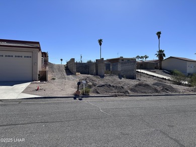 BUILD AN AMAZING DREAM HOME on this spectacular lot with a view! on London Bridge Golf Course in Arizona - for sale on GolfHomes.com, golf home, golf lot