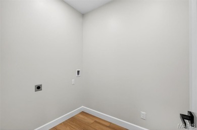 Welcome to this beautifully crafted 3 bedroom, 2.5 bath home on Incline Village Golf Course in Missouri - for sale on GolfHomes.com, golf home, golf lot