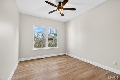 Welcome to this beautifully crafted 3 bedroom, 2.5 bath home on Incline Village Golf Course in Missouri - for sale on GolfHomes.com, golf home, golf lot