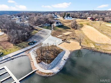 Welcome to this beautifully crafted 3 bedroom, 2.5 bath home on Incline Village Golf Course in Missouri - for sale on GolfHomes.com, golf home, golf lot