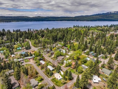 Just 4 blocks from the beaches of Payette Lake and 5 blocks from on McCall Municipal Golf Course in Idaho - for sale on GolfHomes.com, golf home, golf lot