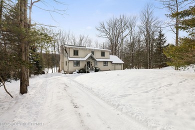 Welcome to a true turn-key, Lake Front, fully furnished home on on Paupack Hills Golf and Country Club in Pennsylvania - for sale on GolfHomes.com, golf home, golf lot