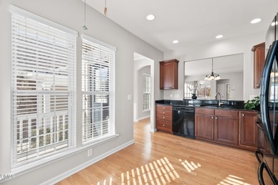 This light and bright Kenwood Villa sparkles with gleaming on Old Chatham Golf Club in North Carolina - for sale on GolfHomes.com, golf home, golf lot