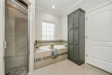 Welcome to your private oasis in a highly sought-after country on La Paloma Golf Club in Texas - for sale on GolfHomes.com, golf home, golf lot