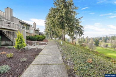 Accepted Offer with Contingencies. Discover the ultimate blend on Illahe Hills Country Club in Oregon - for sale on GolfHomes.com, golf home, golf lot