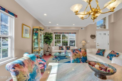 This nicely maintained 2-bedroom, 2-bathroom Extended Ralphel on Renaissance Country Club in New Jersey - for sale on GolfHomes.com, golf home, golf lot