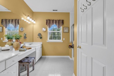 This nicely maintained 2-bedroom, 2-bathroom Extended Ralphel on Renaissance Country Club in New Jersey - for sale on GolfHomes.com, golf home, golf lot