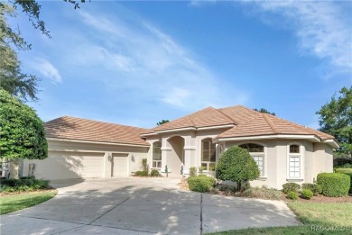 Wonderful Three Bedroom, Four Bathroom Pool Home on a Golf on Black Diamond Ranch Golf Course in Florida - for sale on GolfHomes.com, golf home, golf lot