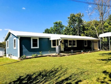 Welcome to the market 82 Herpel Road.  This recently remodeled 3 on Pine Hills Golf Course in Arkansas - for sale on GolfHomes.com, golf home, golf lot