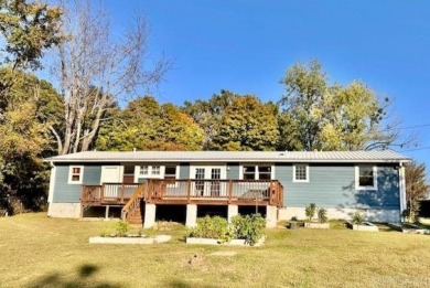 Welcome to the market 82 Herpel Road.  This recently remodeled 3 on Pine Hills Golf Course in Arkansas - for sale on GolfHomes.com, golf home, golf lot